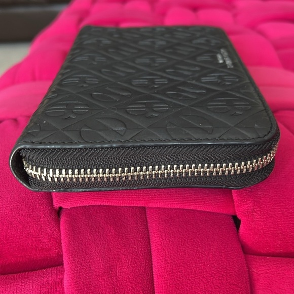 Henri Bendel Monogram Embossed Wallet-EUC - Picture 4 of 10